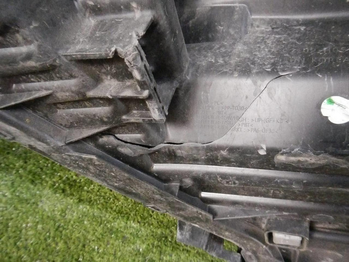 Битая Фара правая Kia Rio 4 (2020-н.в.) галоген