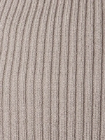 Женская шапка бини на осень