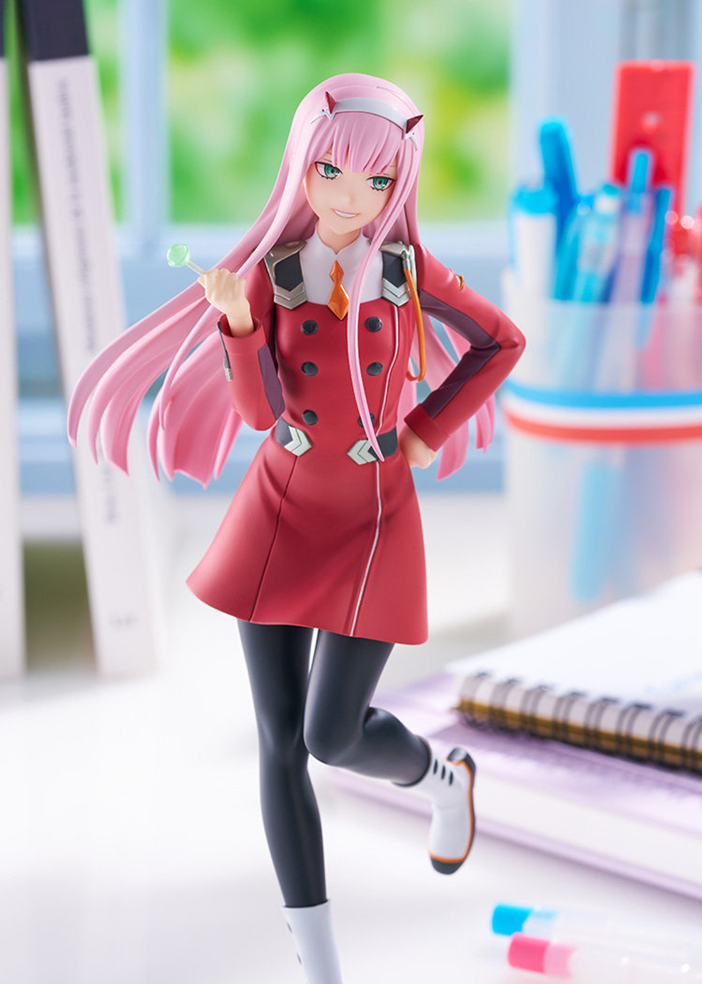 Зеро Ту / Zero Two