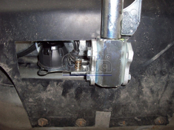 Фаркоп оцинкованный Galia F097C для Ford Mondeo седан/хетчбек 2000-2006(паспорт и сертификат в комплекте)(без электрики)