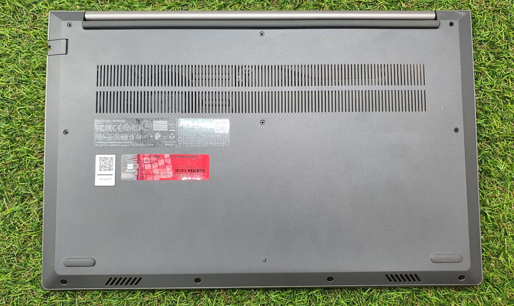 Ультрабук Lenovo i7-11/16 Gb/FHD покупка/продажа