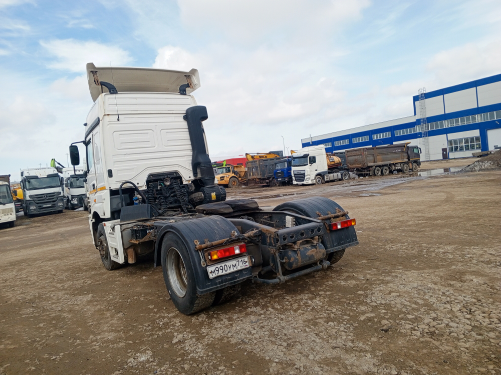 КамАЗ 5490 4x2 Седельный тягач 5490-S5 (Дизельный, 12,0 л, 401 л.с., МТ)