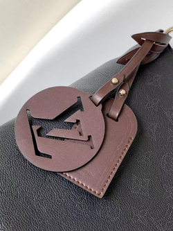 Louis Vuitton Beaubourg Hobo MM