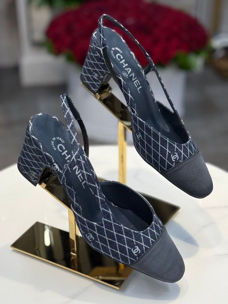 Босоножки CHANEL