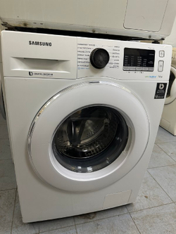 Стиральная машина Samsung WW70J52E0JWDLP Б/У фронтальная 7 кг до 1200 об/мин