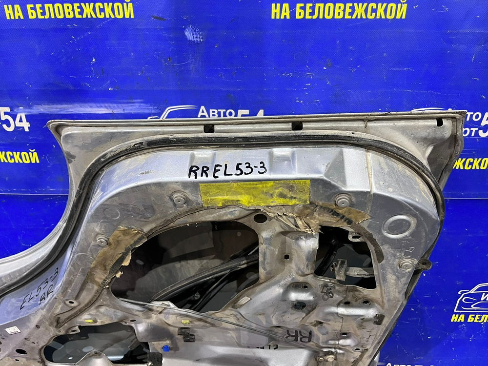 Дверь задняя правая TOYOTA CORSA 1994