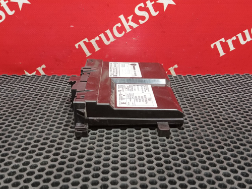 Блок управления двери левой 2019г.