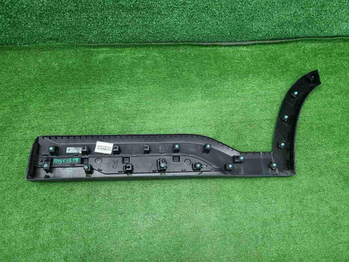 Накладка двери задняя правая Geely Okavango 23-нв