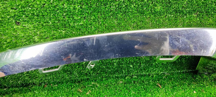 Молдинг переднего бампера правый Mercedes C w205 (2014-2018) AMG