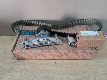 КОМПЛЕКТ ГРМ (РЕМЕНЬ ГРМ+РОЛИК НАТ.+РОЛИК ОБВ.) J69 TIGGO 2 ORIGINAL