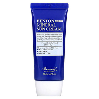 Солнцезащитный крем для проблемной кожи BENTON Skin Fit Mineral Sun Cream SPF50+/PA++++