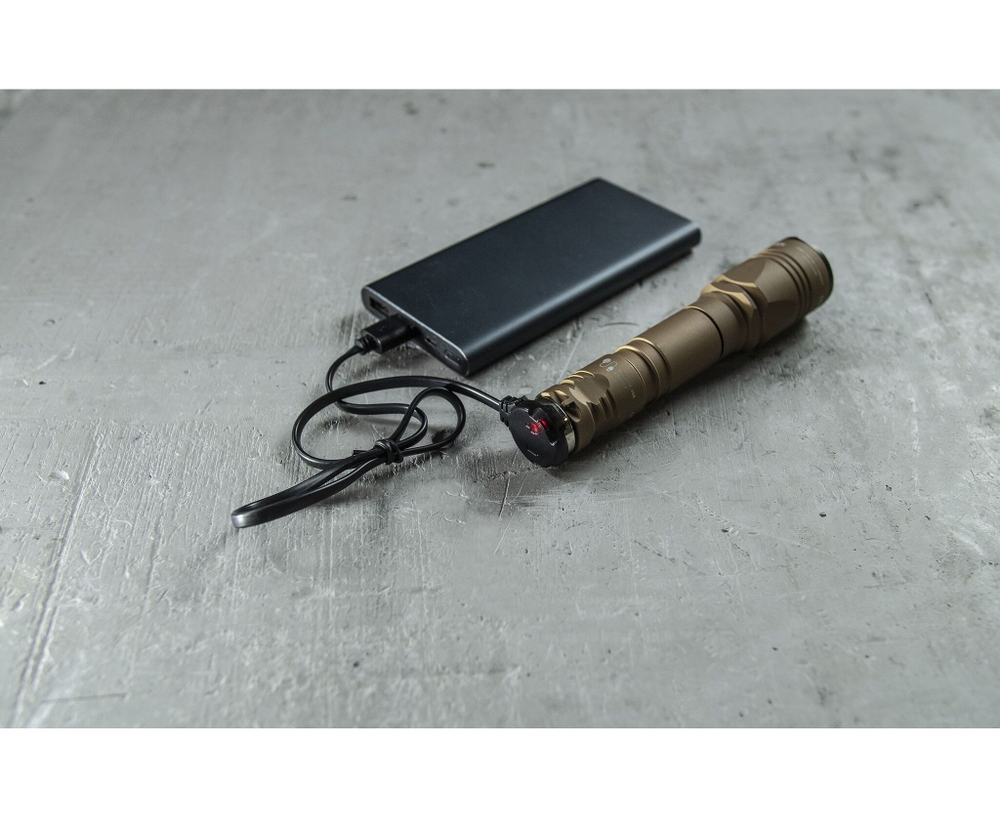 Тактический фонарь Armytek Dobermann Pro Magnet USB с теплым оттенком света, песочный, размер: тёплый свет