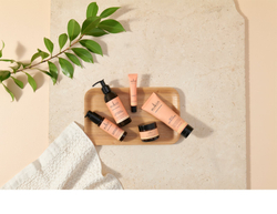 Sukin Brightening - очищающий гель для лица с увлажняющим эффектом /   125  ml  / GTIN 9327693010125