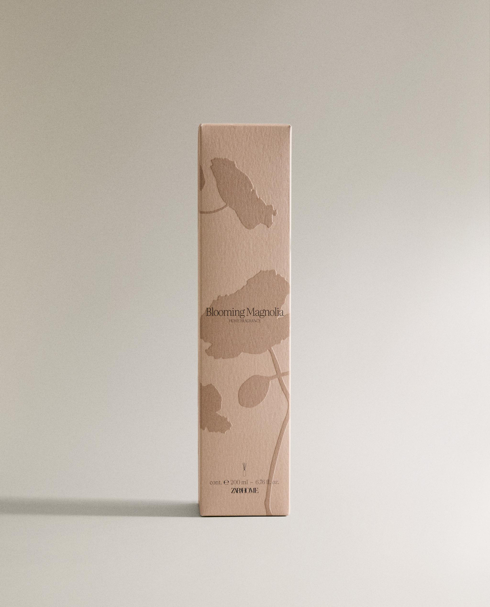 Zara Home Аромадиффузор Blooming Magnolia 200 мл, тростниковые палочки микадо, аромат цветочный, Розовый