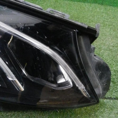 Фара правая Mercedes E W213 (2016-2021) LED