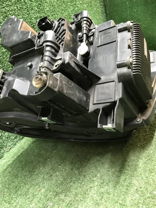 Фара левая Tank 500 (2021-н.в.) LED