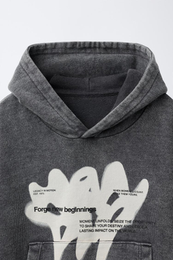 ZARA ТОЛСТОВКА С ДВОЙНЫМ РУКАВОМ И ПРИНТОМ, СЕРЫЙ/БЕЖЕВЫЙ