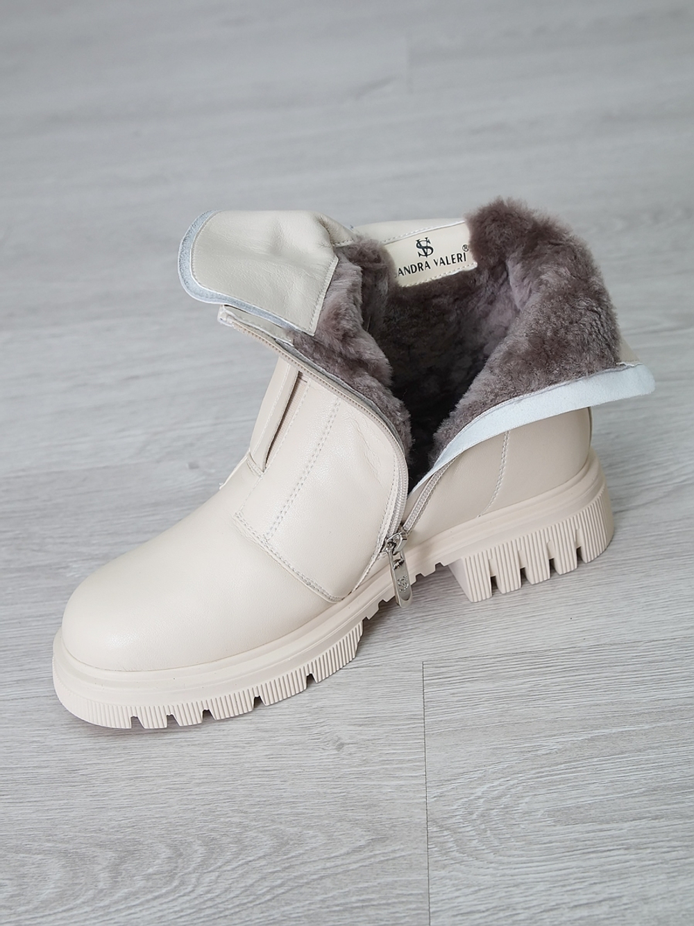 Ботинки женские зимние