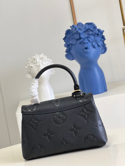 Louis Vuitton Madeleine MM