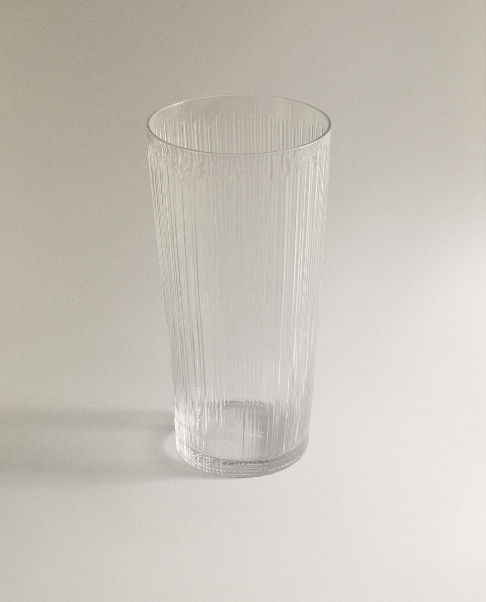 Zara Home Ваза из стекла, цвет зелёный, 25 см