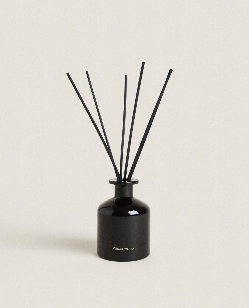 Zara Home CEDAR WOOD REED DIFFUSERS — ароматический диффузор с тростниковыми палочками, Кедр, 250 мл