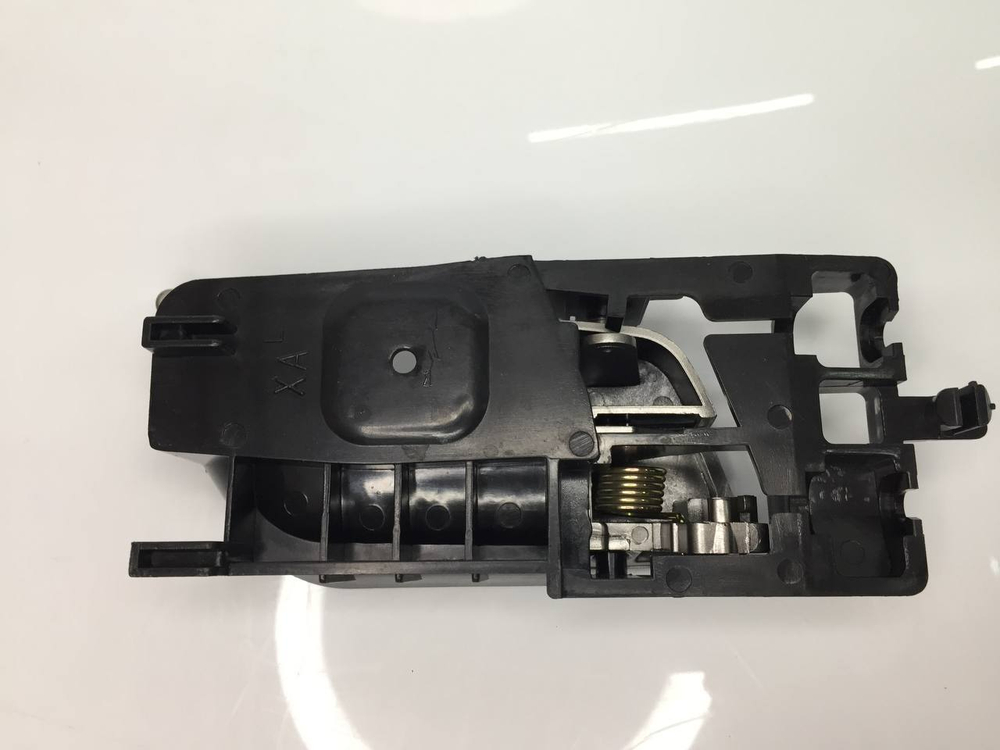 Ручка двери внутренняя ЛЕВАЯ 1068002029 GEELY Emgrand EC7