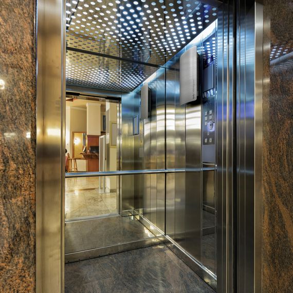 Рециркулятор-обеззараживатель Ballu DR-18D ANTICOVIDgenerator, silver купить в Москве и Московской области по низкой цене с доставкой по России — (6) Рециркулятор-обеззараживатель Ballu DR-18D ANTICOVIDgenerator, silver — (6)