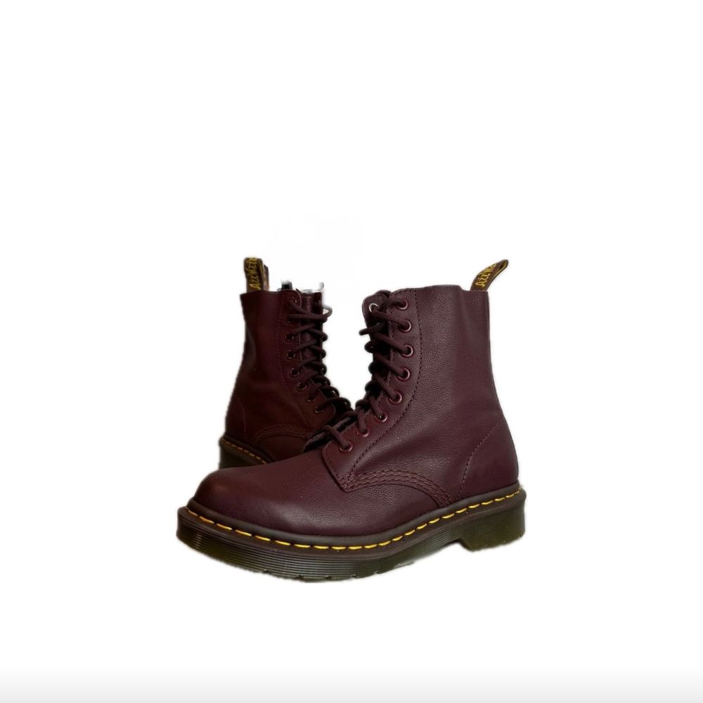 Ботинки Dr. Martens 1460 Virginia Cherry Red