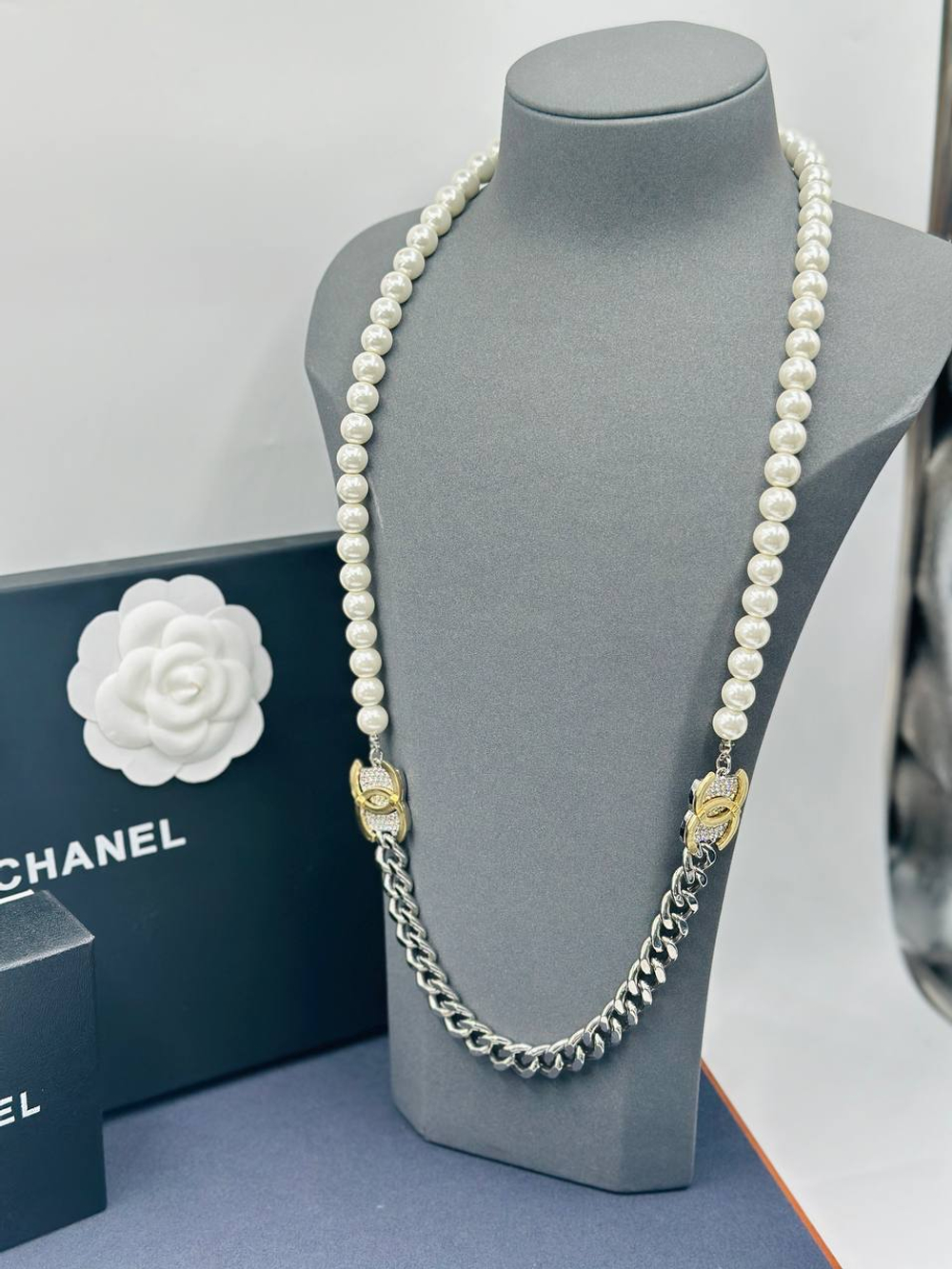Бусы CHANEL
