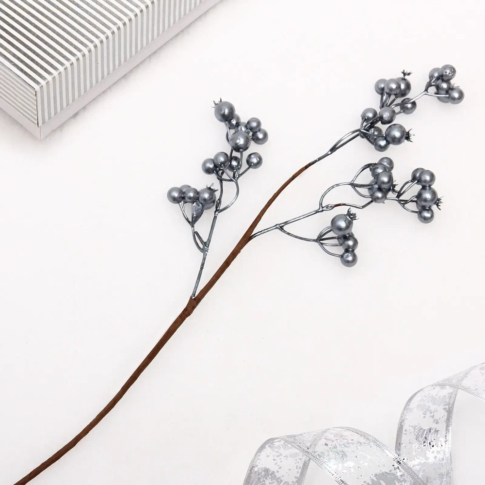 Ветка декоративная «Сказочная ягода» 60 см, Чёрный жемчуг