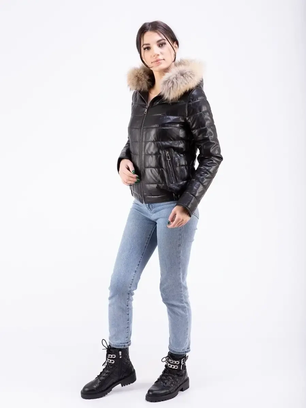 Куртка женская из натуральной кожи с капюшоном Турция