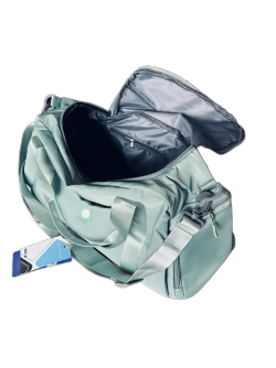 Сумка дорожная зелёная из плотного текстиля вместительная QOZA