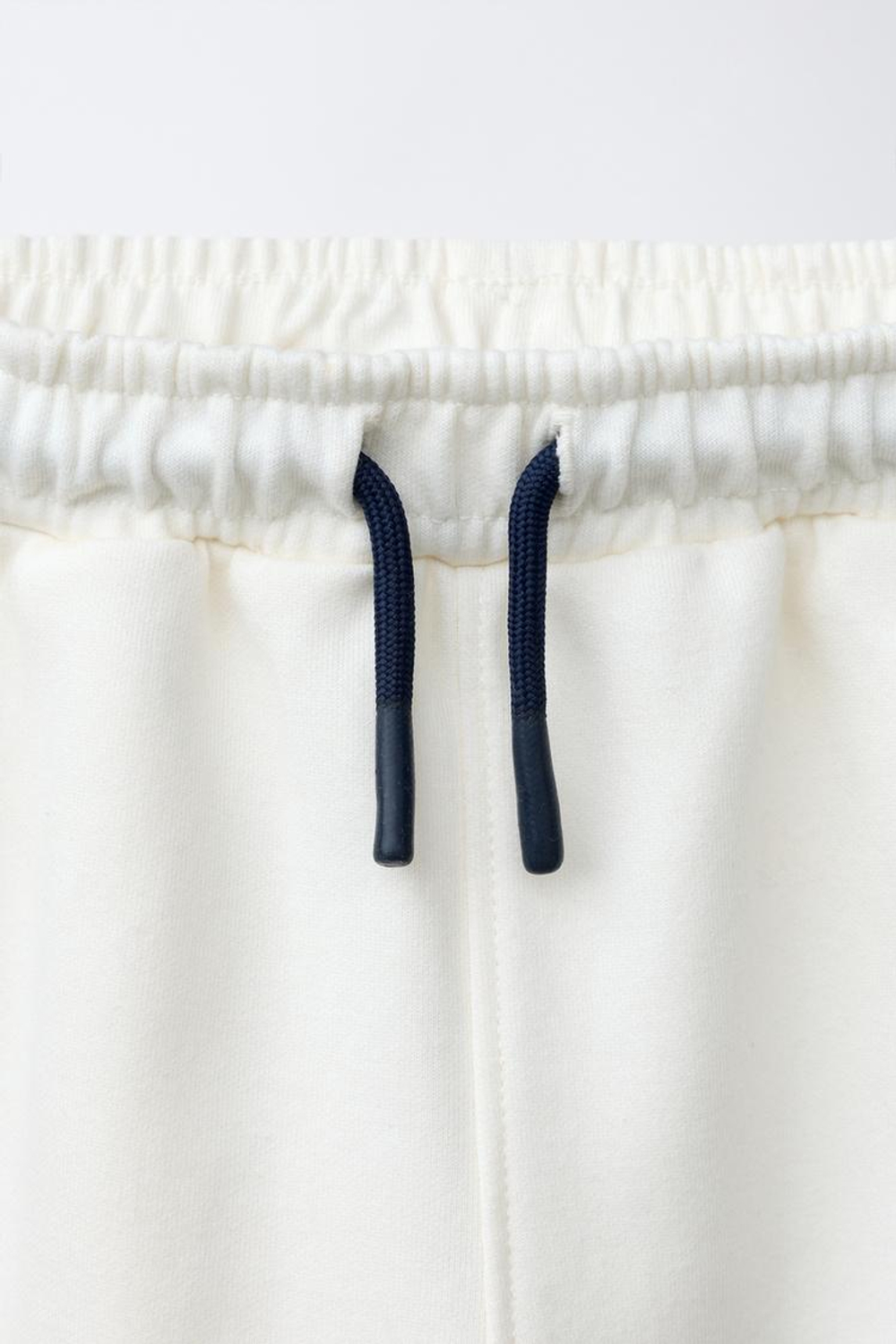 ZARA ШОРТЫ С ПРИНТОМ PSG ®, ЭКРЮ