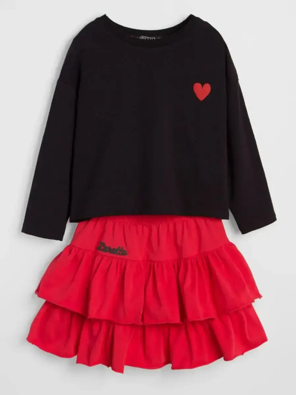 Костюм для девочки с сердечком