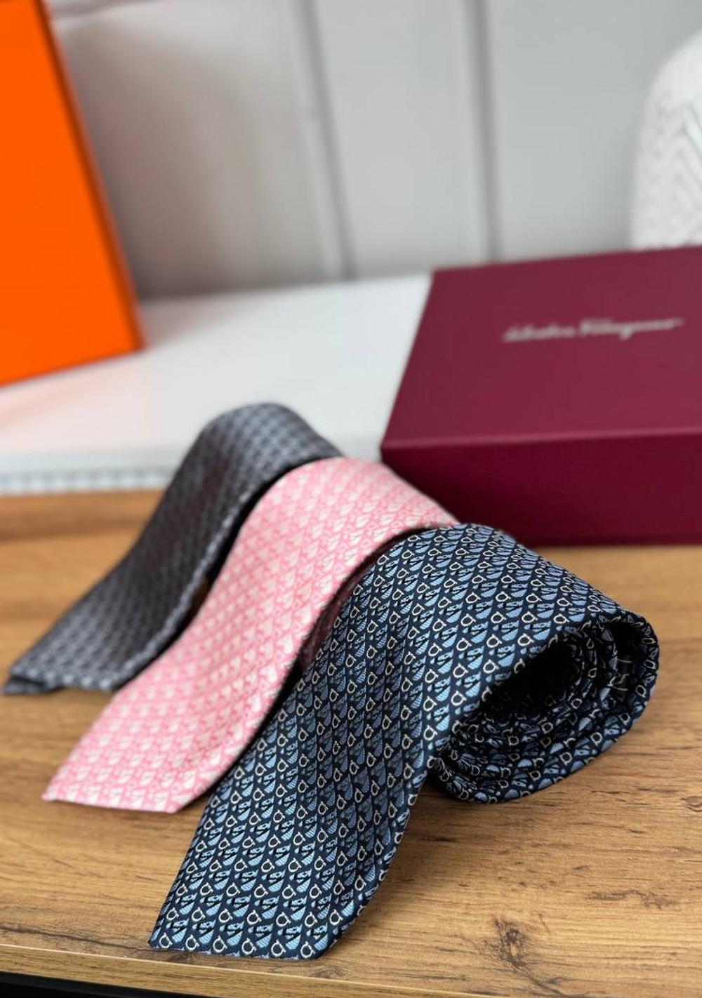 Галстук Salvatore Ferragamo