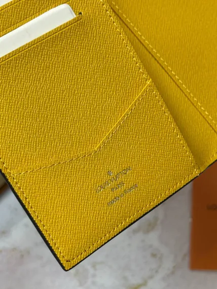 Обложка для паспорта Louis Vuitton Vivienne Holidays