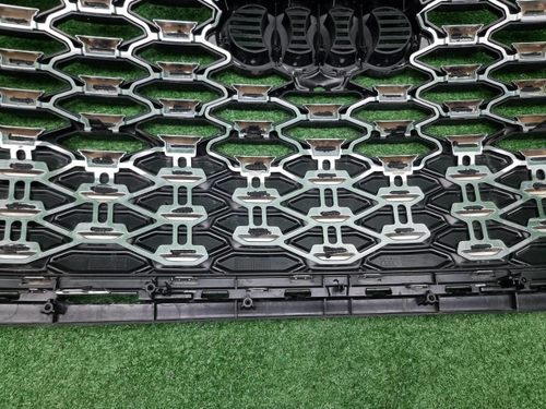 Решетка радиатора Audi Q5 2 (2020-н.в.)