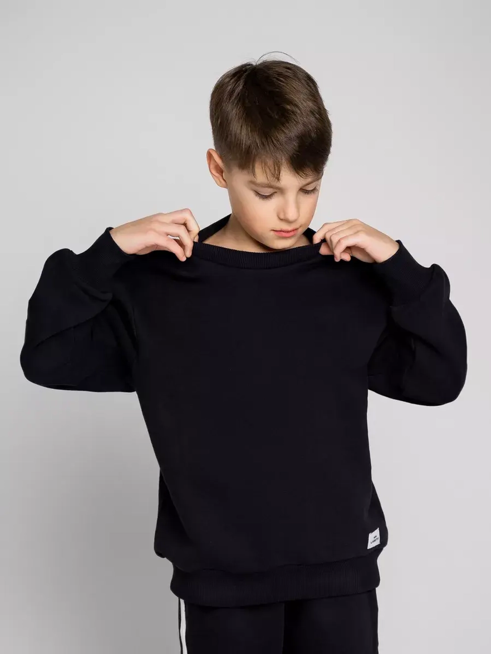 Свитшот для мальчика черный школьный