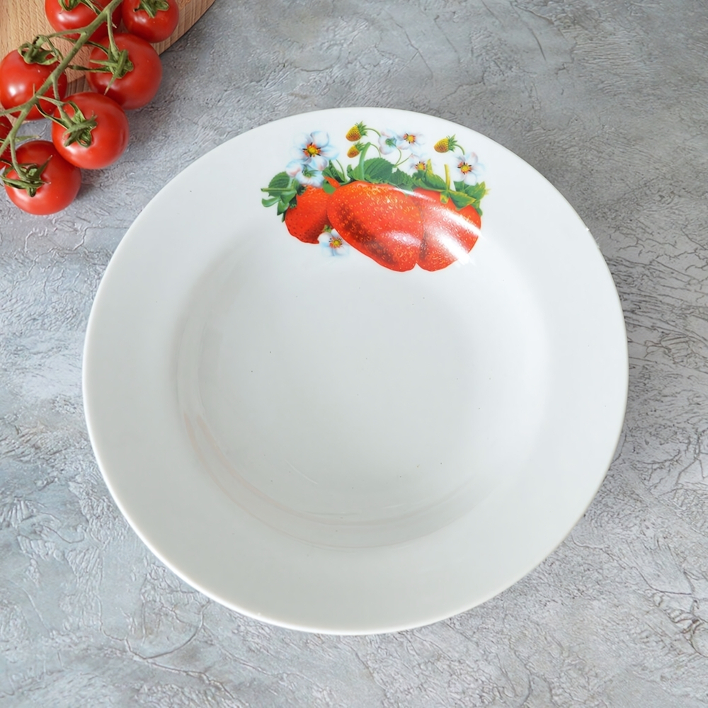 Тарелка 200мм глубокая форма Идиллия Клубника