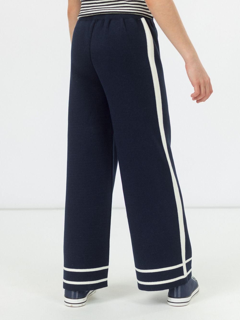 Брюки для девочки синий АТ570-1