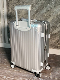 Чемодан Rimowa
