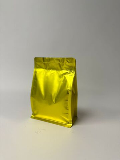 Квадропак для 250 гр. желтый хром 120 мкр. 130Х192х70 мм