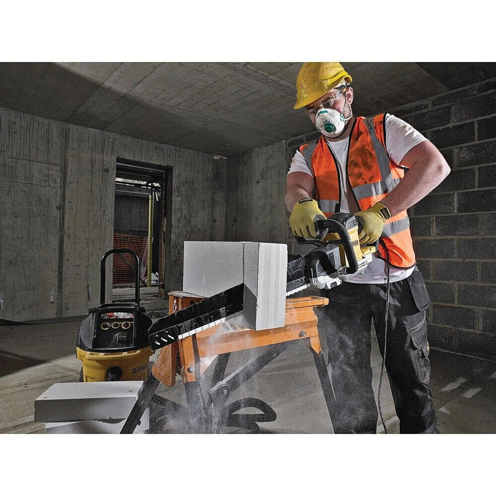 Пила-аллигатор Dewalt DWE399-QS 1700 Вт