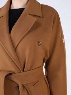 Пальто демисезонное длинное с поясом