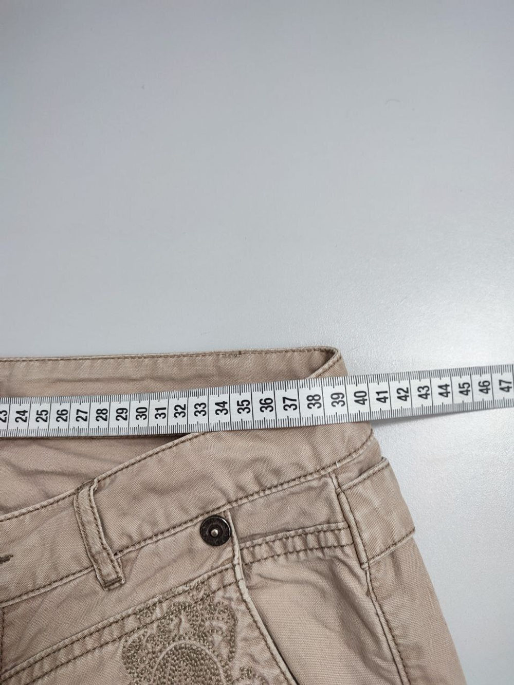 Штаны светлые 44-46 размер