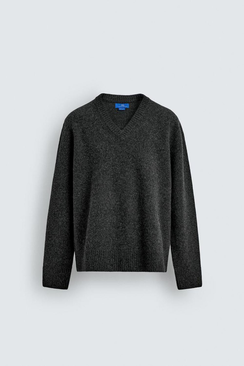 ZARA Х AARON LEVINE ШЕРСТЯНОЙ СВИТЕР С V-ОБРАЗНЫМ ВЫРЕЗОМ, АНТРАЦИТОВО-СЕРЫЙ