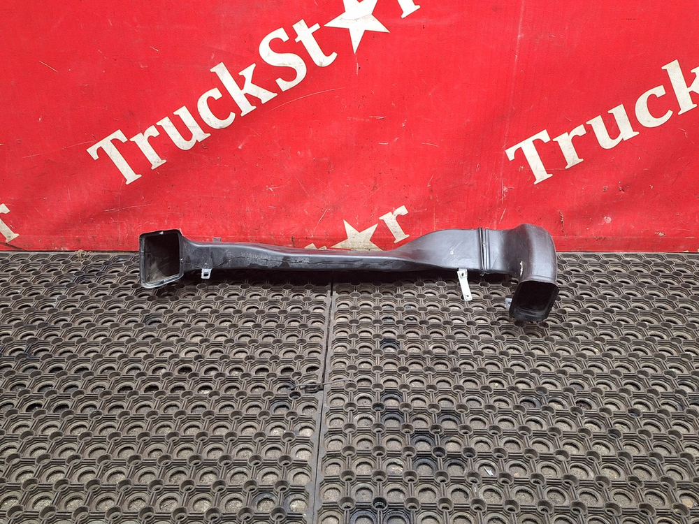 Воздуховод отопителя