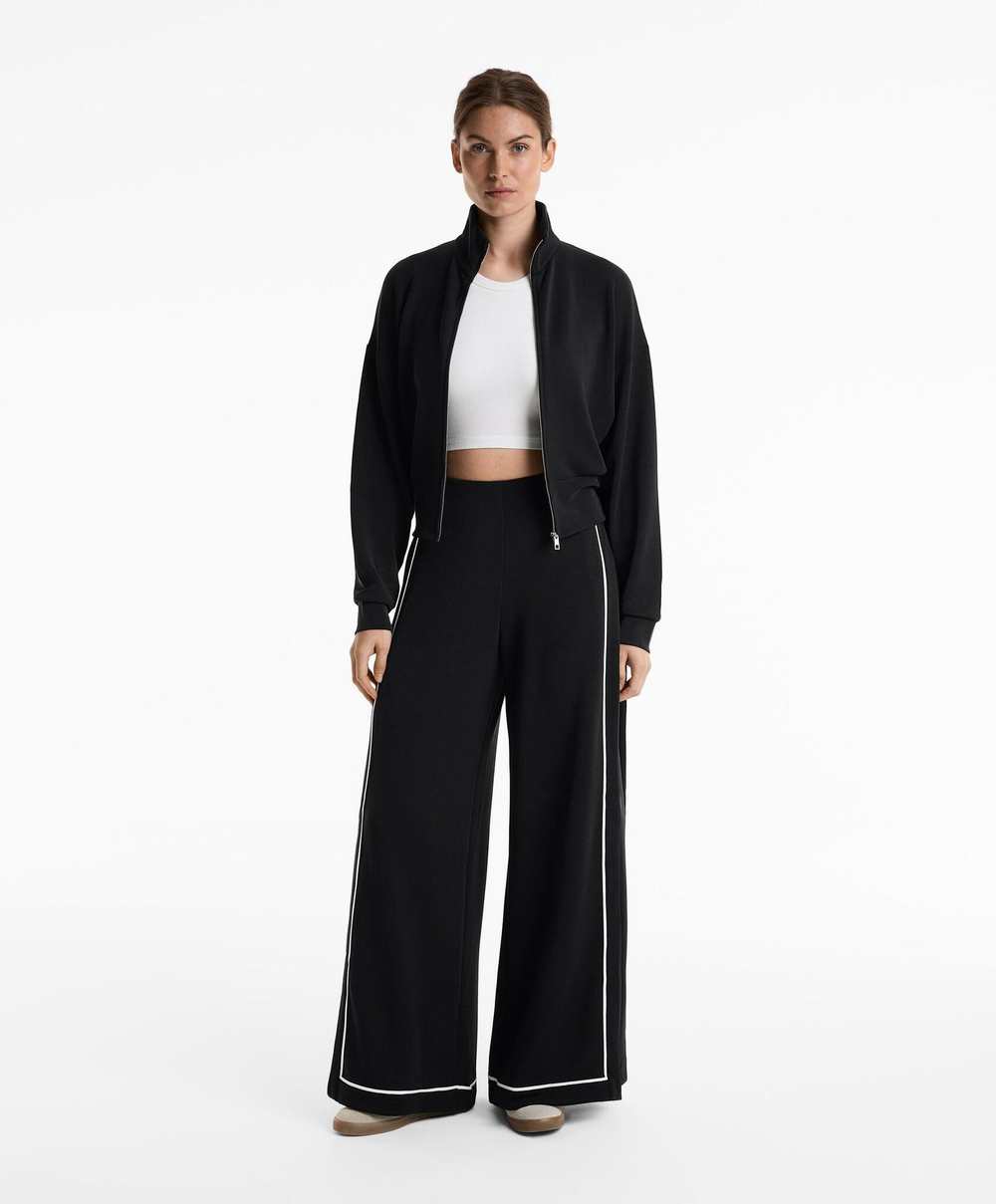 Oysho Толстовка мягкая на ощупь модальная с высоким воротником, черный