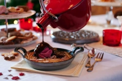 STAUB - Блюдо Sur la Table Minis 16см красное / артикул   40509-894-0  / GTIN 3272343016063