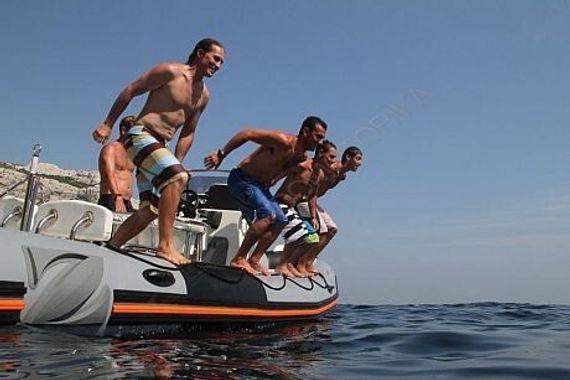 Лодка надувная ZODIAC Pro open 650 хайпалон-неопрен